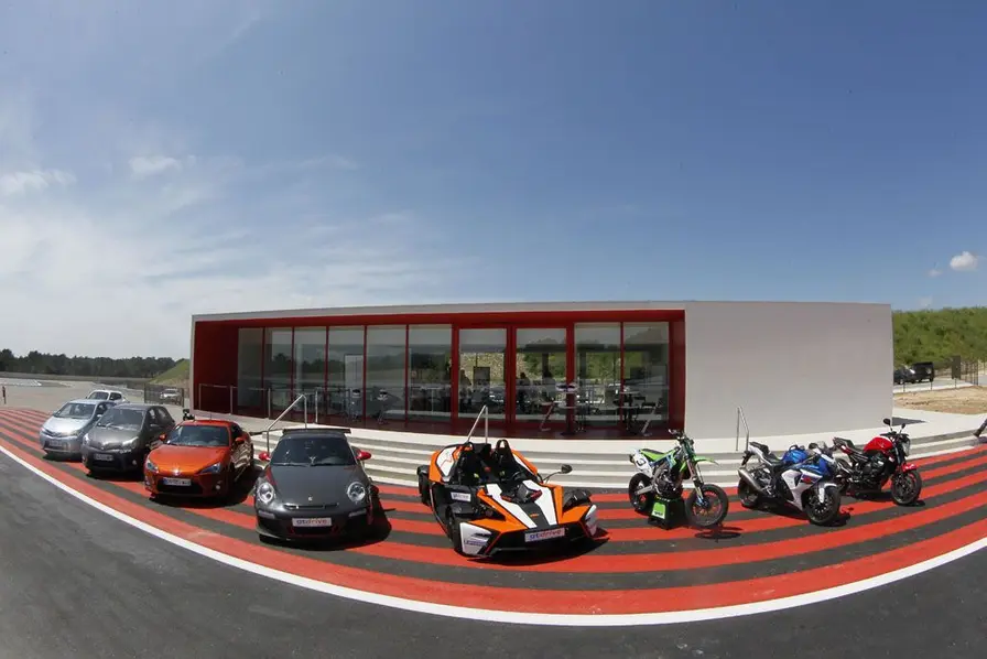 Le « Driving Center » ouvre ses portes !